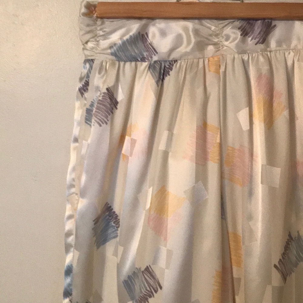 CLOSET CLEAROUT - Vintage Silky & Flowy Pants - Picture 3 of 6